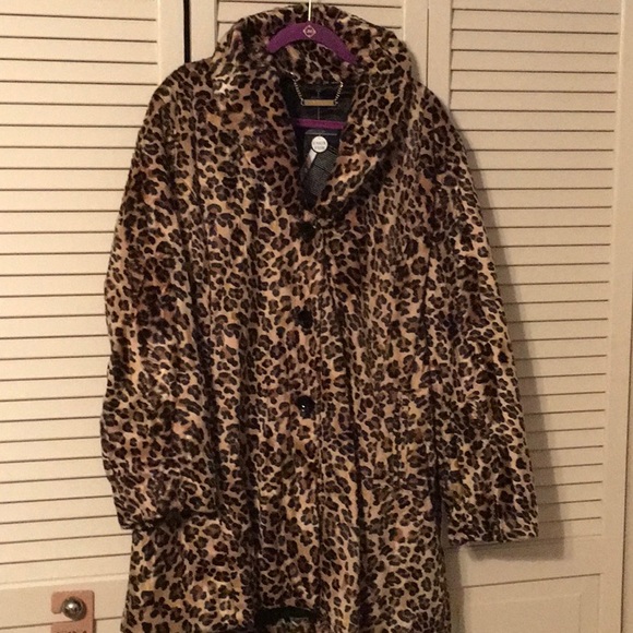 NWT,IMAN Global Chic,size 1X,Faux Leopard Fur,Swing Coat, full sleeves Buttons - Picture 8 of 8